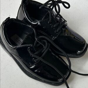 Tip Top Kids Shiny Black Dress Shoes